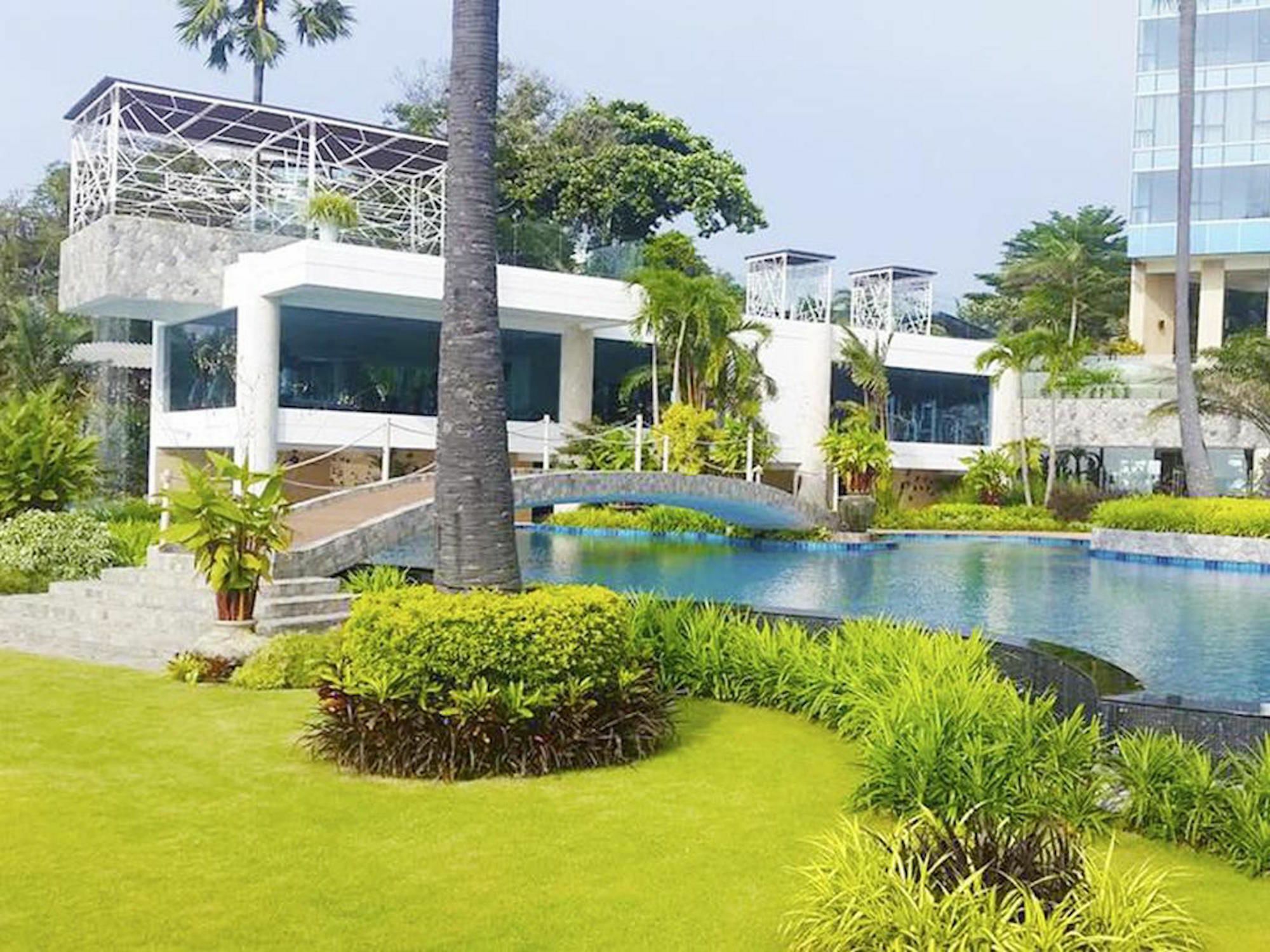 The Palm Wongamat Beach Pattaya Exteriör bild